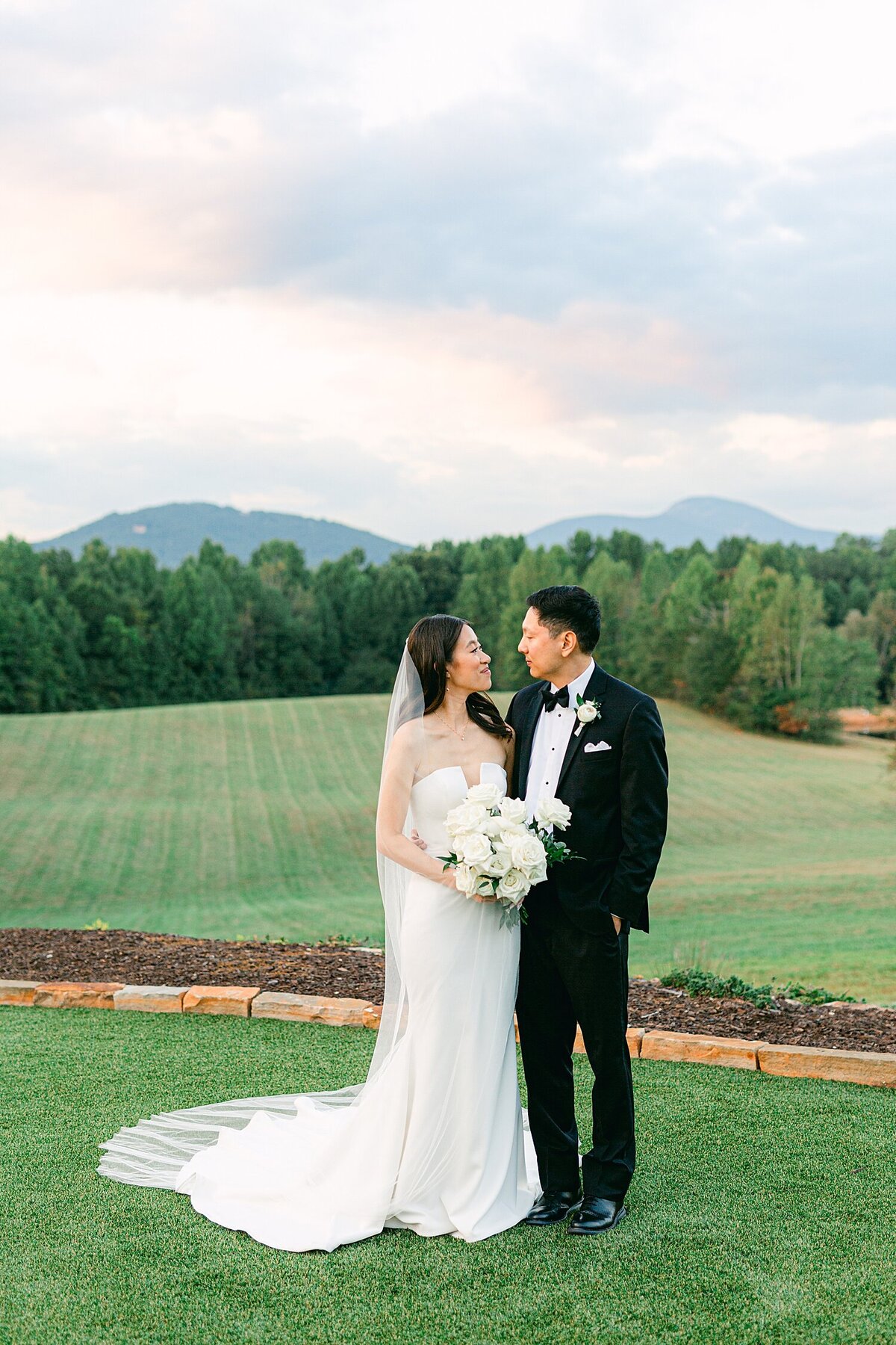 AlexisLunsfordElegantweddingfeaturedonStyleMePretty_0054