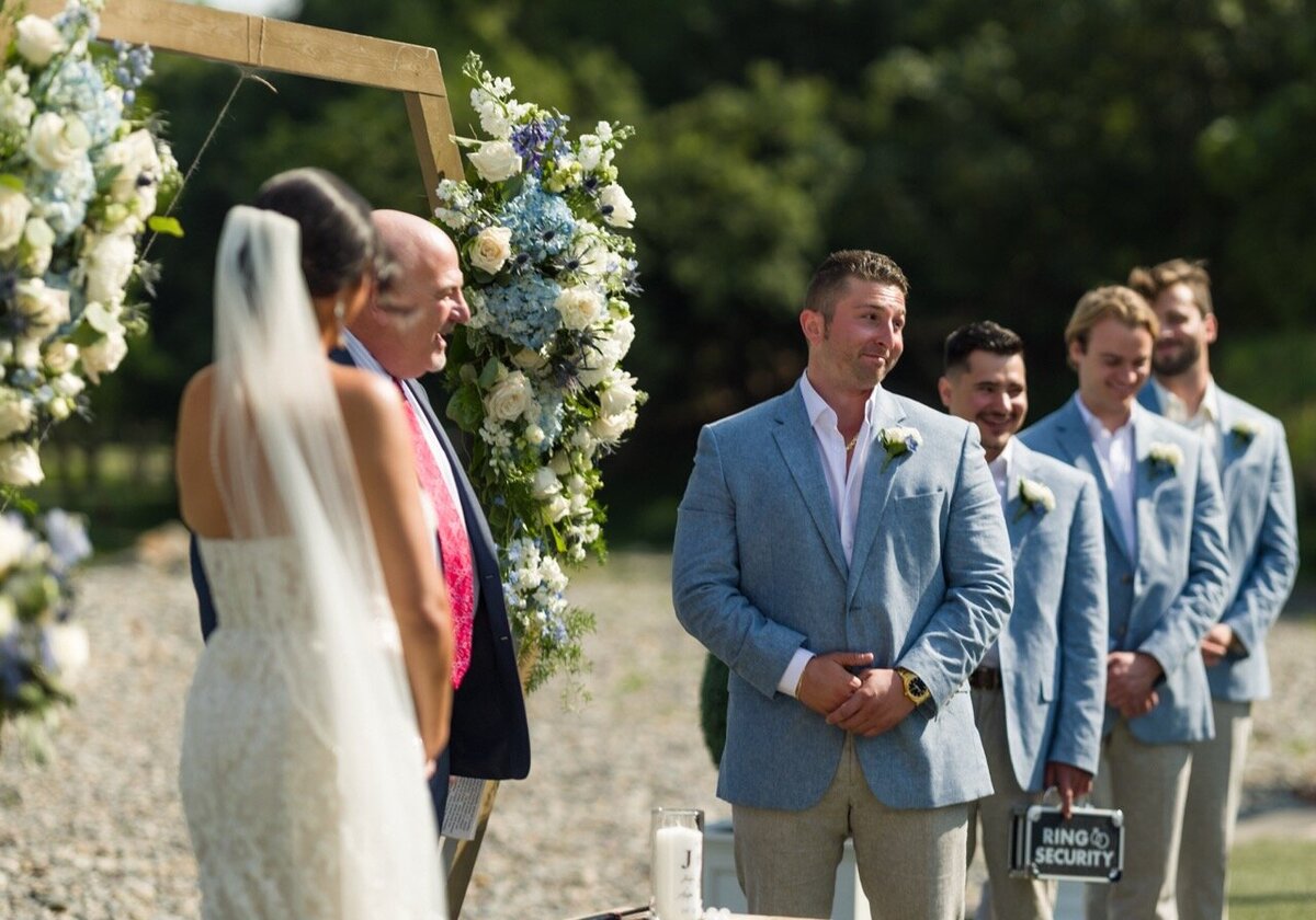 JaclynAustinOceanviewofNahantBostonWeddingBostonWeddingPhotographerNewEnglandWeddingPhotographyTruetoColorEditorialCinematicSymulaMediaGroup20251-11 Large