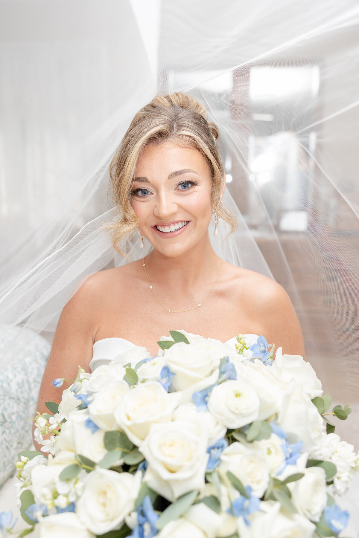 Megan_John_Bride_Prep-149