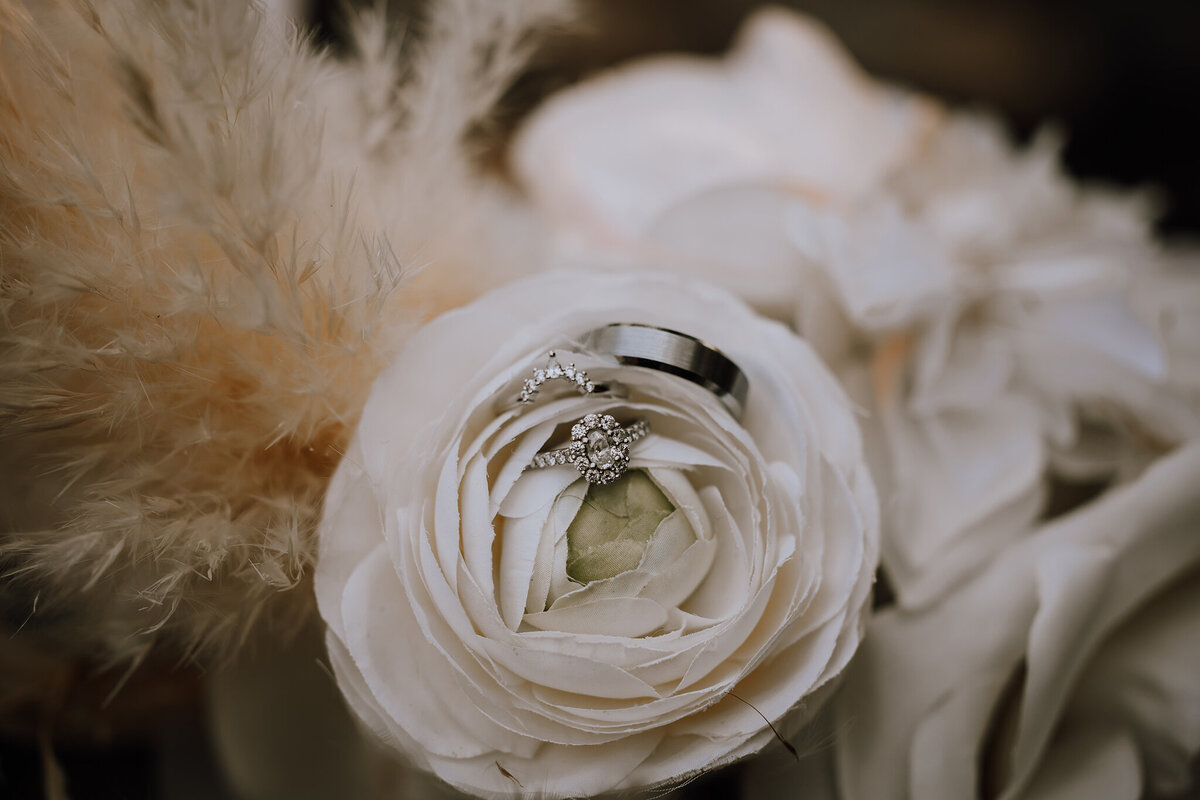 Alberta_elopement_photographer (29)
