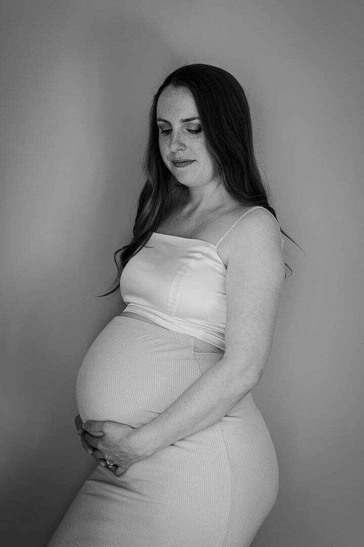Sarah + Steve - Maternity Session - August 2024 - Social Media Files-58-2