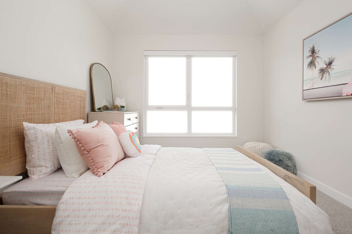 Child's bedroom at Tsawwassen Landing display suite