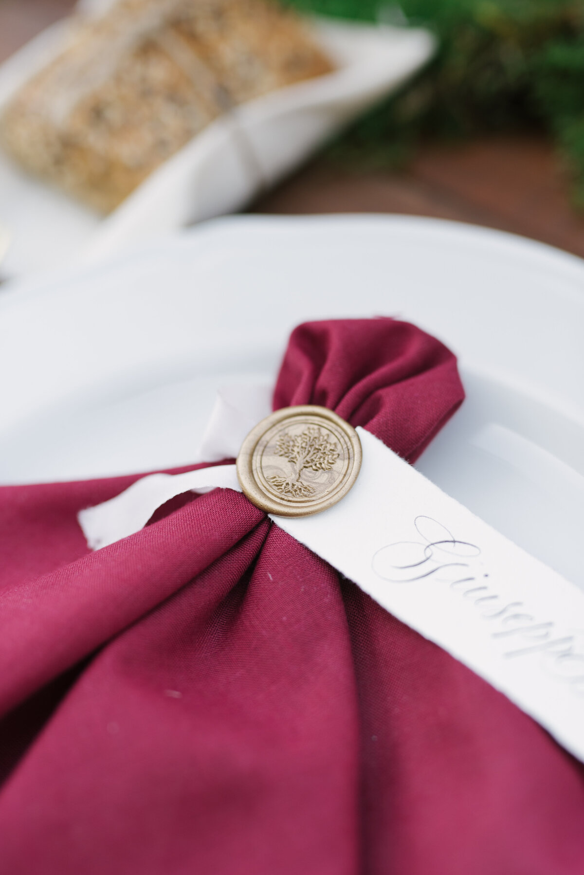 napkin alloy wedding details