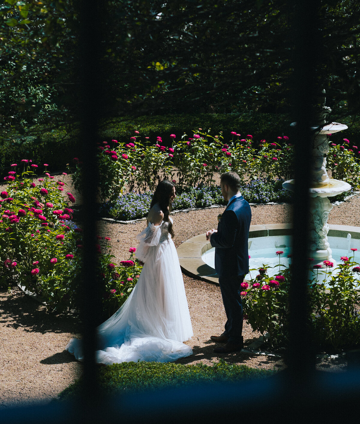 A North Georgia couples first look.