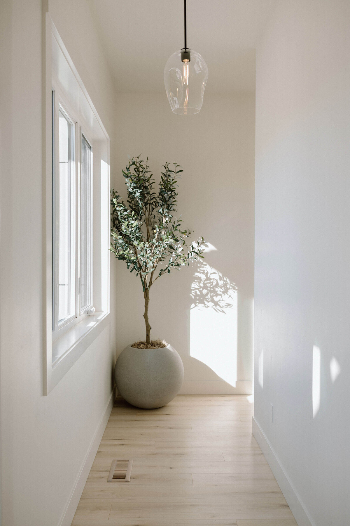 hall-thevista-residential-pnc