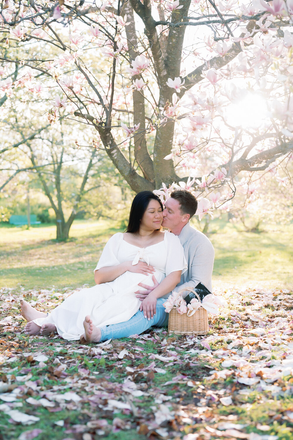 Brooke Lacombe is an Ottawa, Ontario based maternity photographer, specializing in motherhood, maternity, newborn and family fine art photography.