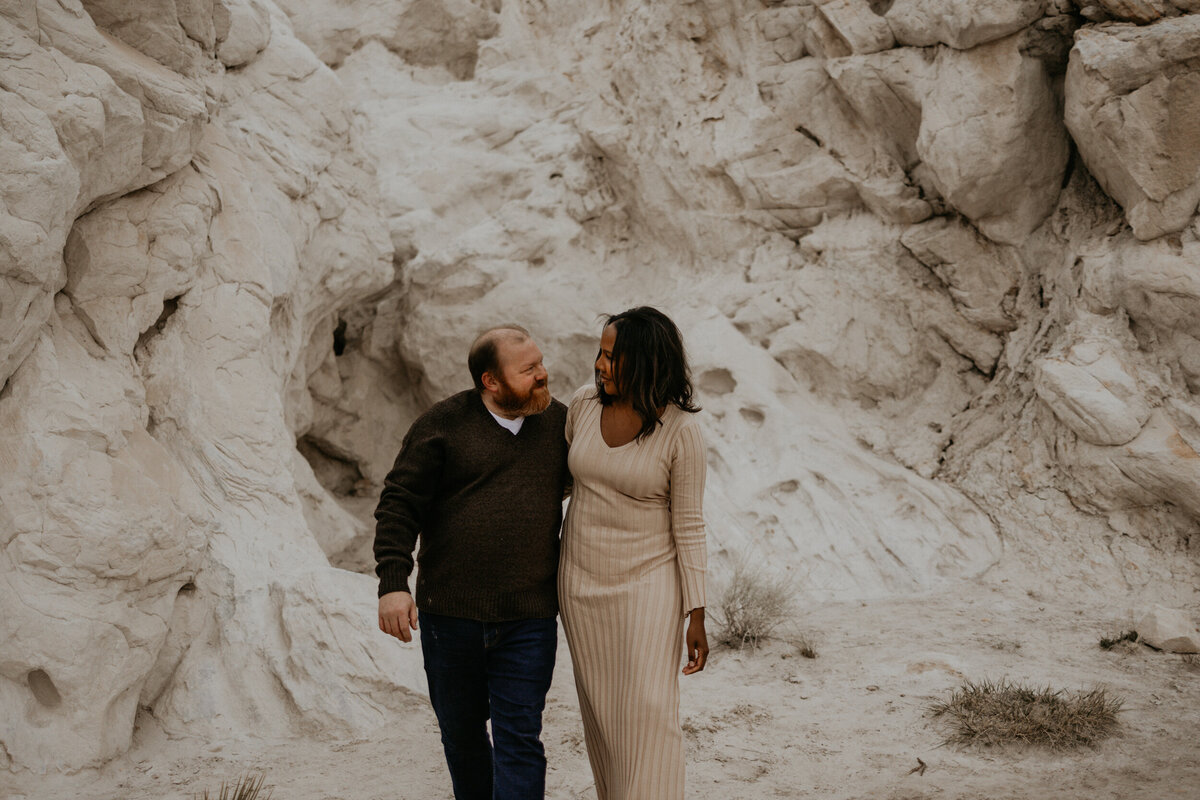 san-ysidro-new-mexico-engagement-photoshoot-with-dog-14
