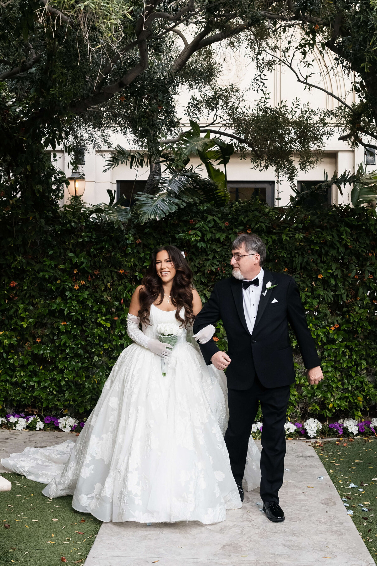 52riskyexposure_samantha-rydge_las-vegas-elopement-photography