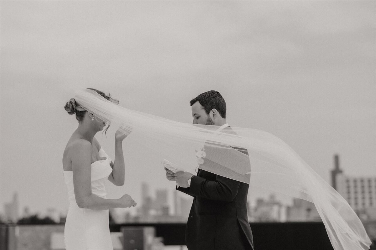 downtown-chicago-luxury-wedding-photographer-melissa-ferrara-photography01007