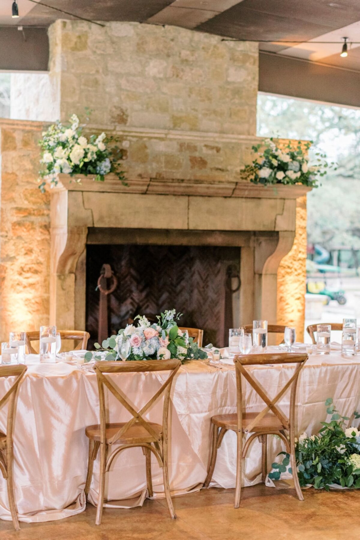 elegant-hanging-flower-arrangement-tamara-menges-designs-39