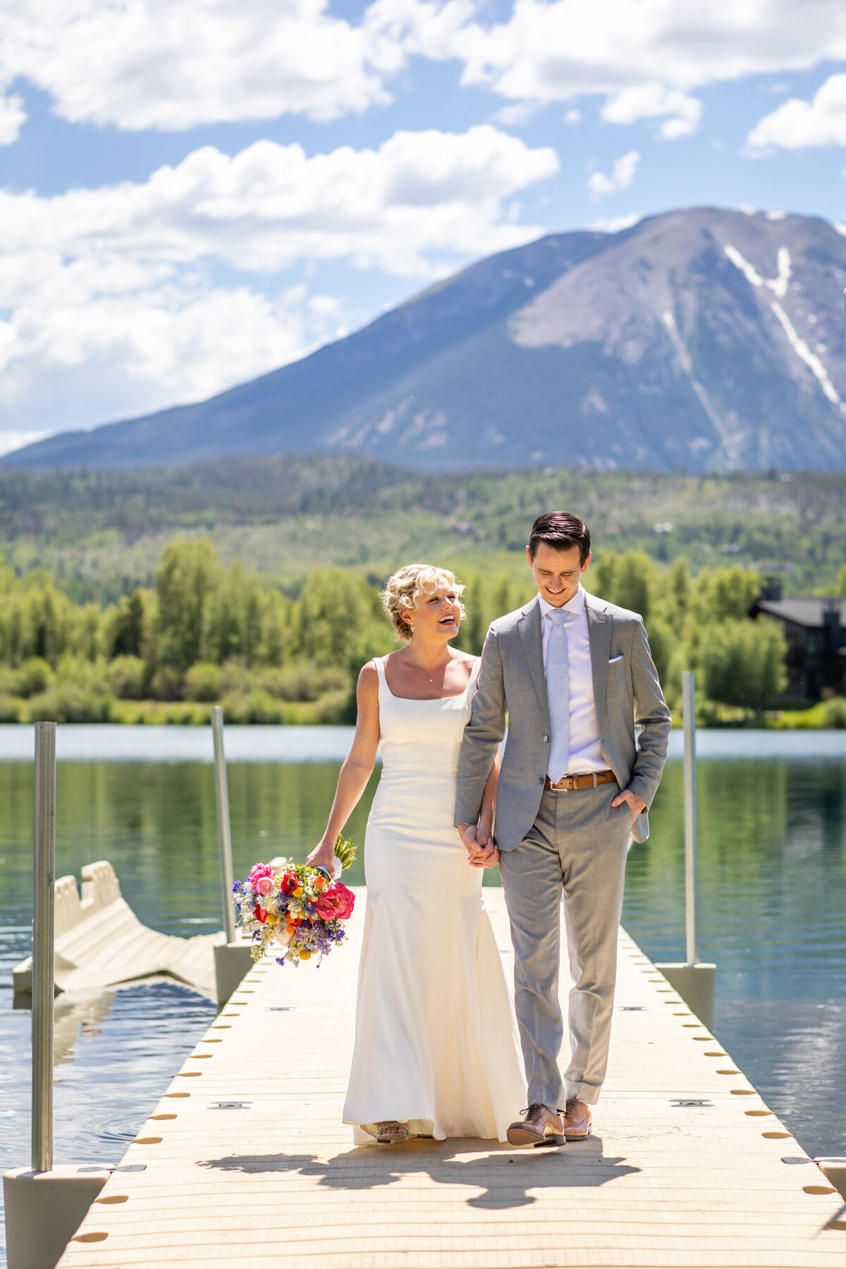 hillary-shedd-photography-Silverthrone-Colorado-Colorful-Wedding-Three-Peaks-Golf-Club-49