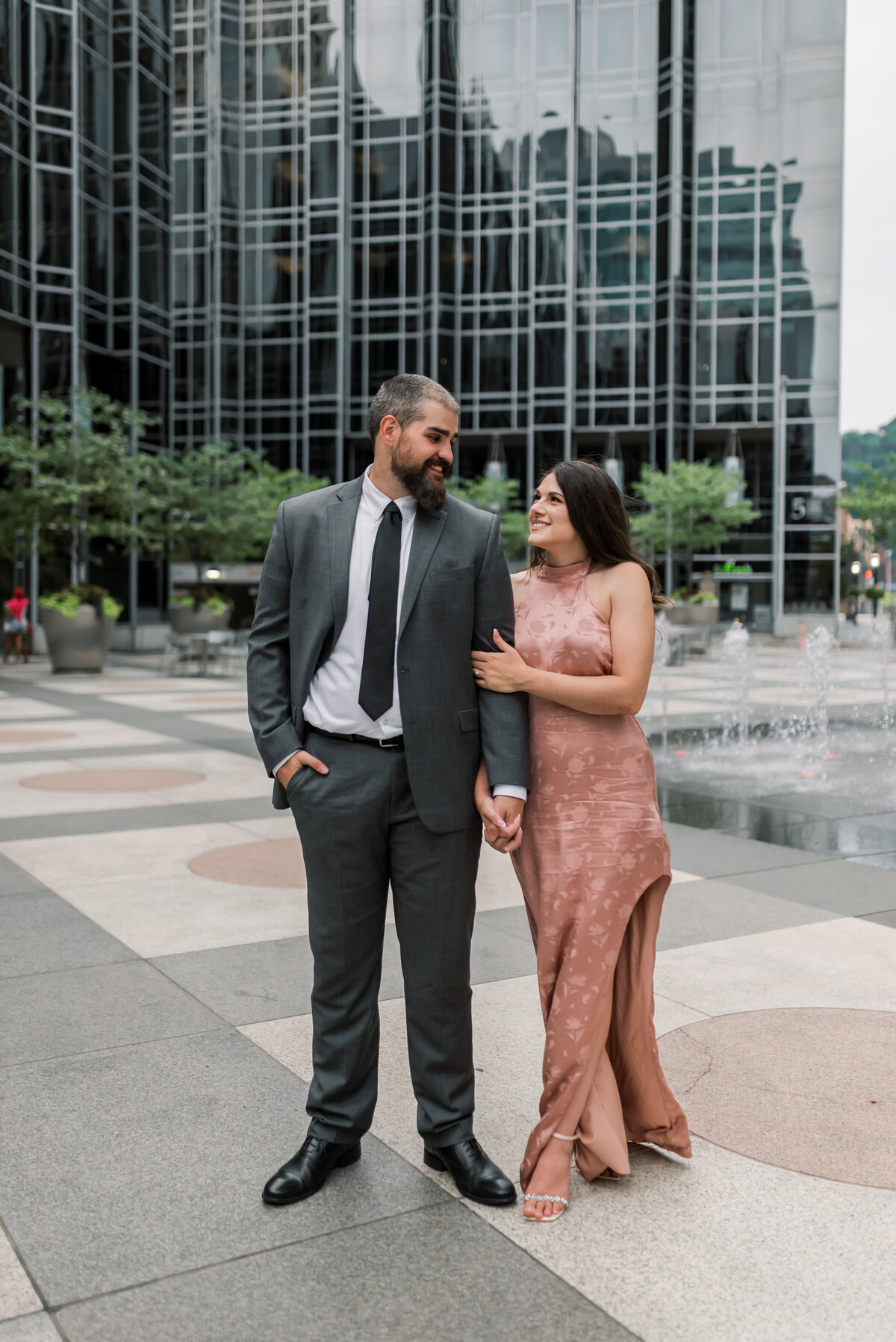 Gabby&ScottEngagementSessionPittsburghPAIndustrialistHotelAlleghenyPark-33