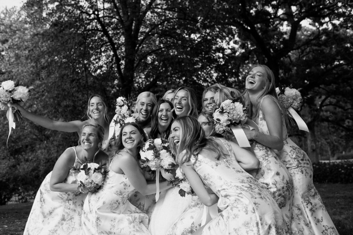 Nichole-Babiez-Photography-Dunham-woods-Geneva-Illinois-Wedding-luxury-editorial-timeless-modern-candid-bride-inspiration-chicago-photographer--63