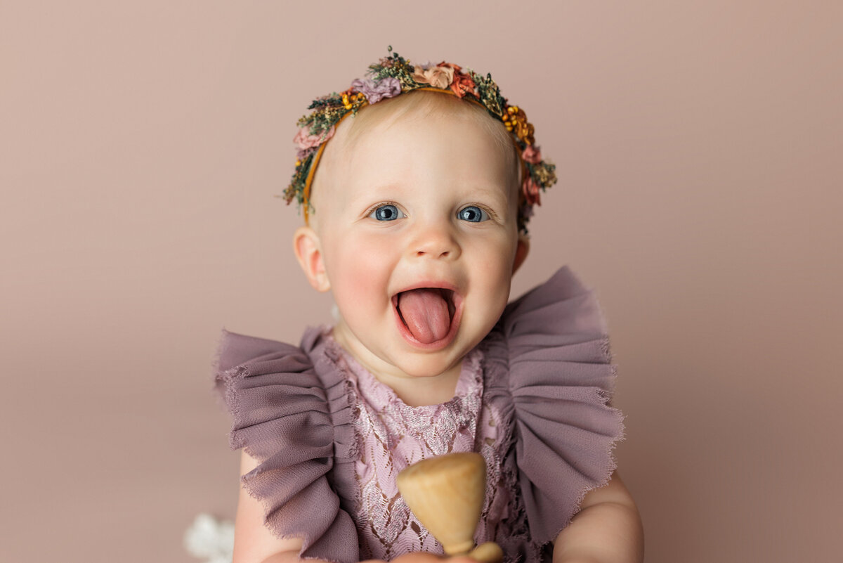 Maggie Sapp One Year Joey Winn Portrait Studio 2023 (4)