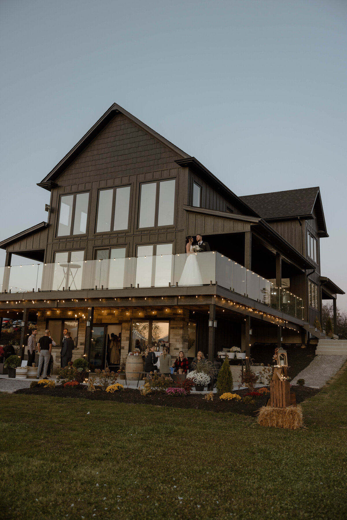 WILDLACEPHOTOSsneaks-48