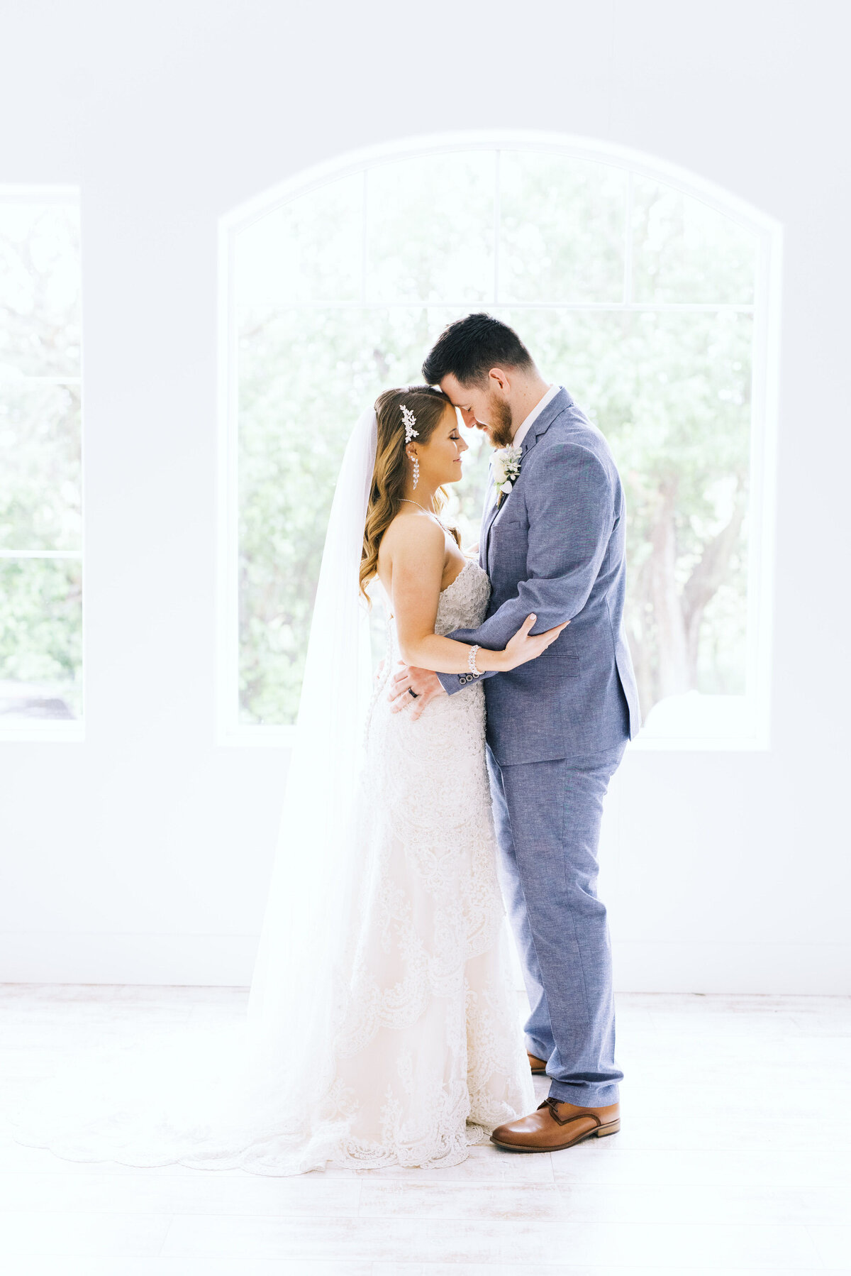 Schoenthaler_Rodriguez_Wedding_byAshleySchurch_187