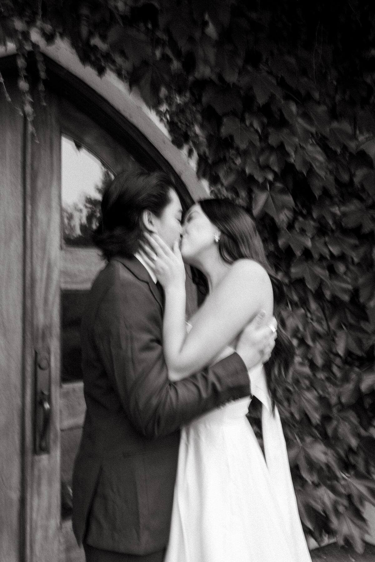 MonetVineyards_WeddingPortraits_MylaLiPhotos-72