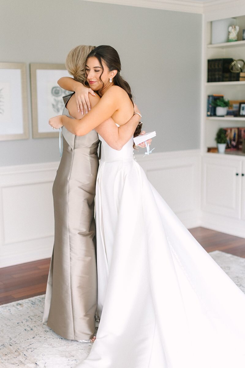 evansville-wedding-bride-getting-ready-details38