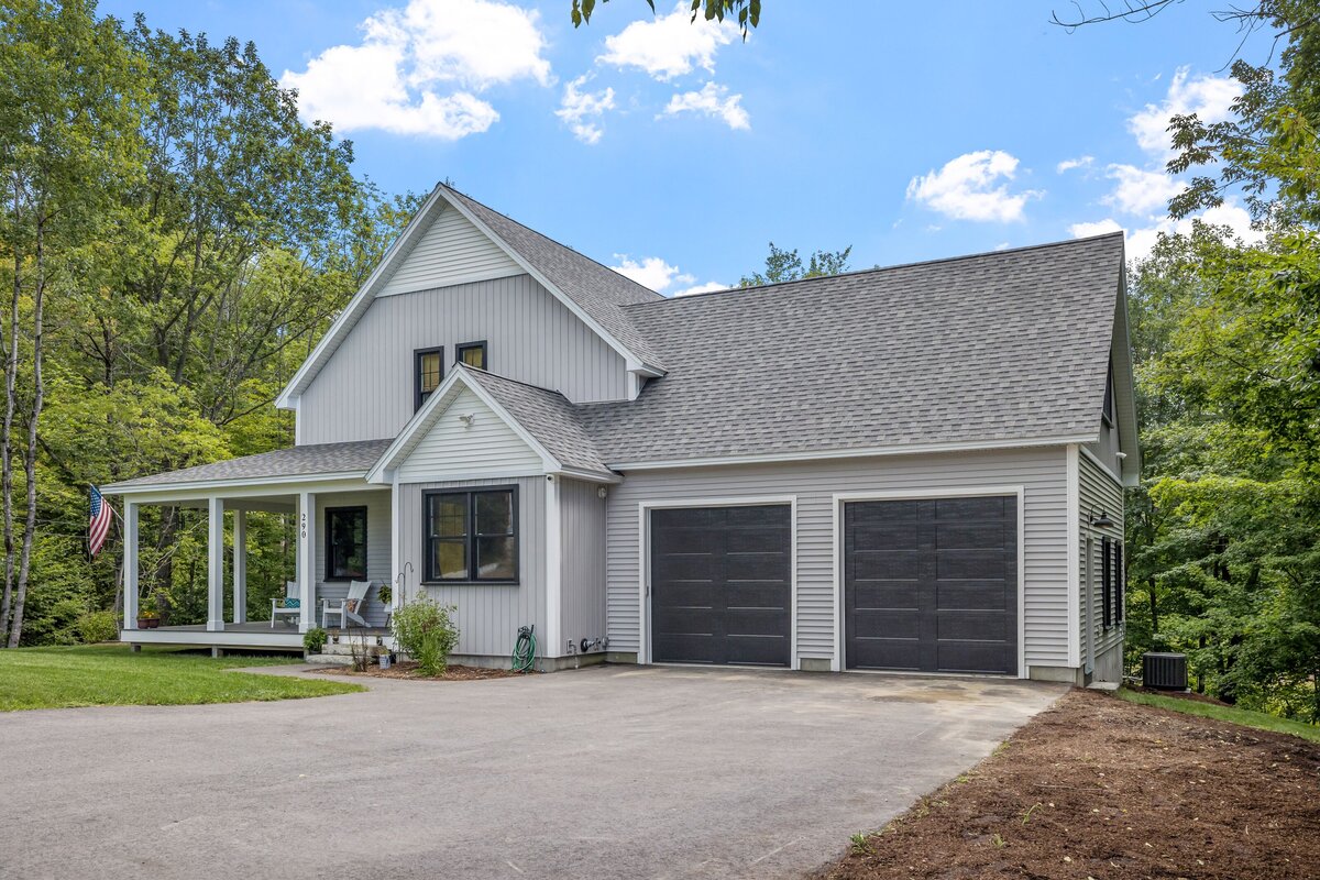 modern-custom-new-england-colonial-home-with-an-am-2025-02-02-11-41-45-utc