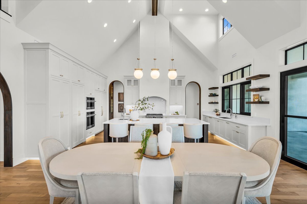 Red Cliffs Temple Lane Dining and Kitchen 2