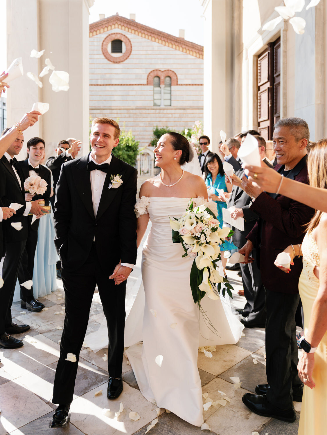 Romantic-Wedding-at-Island-Art-and-Taste–The-Residence-044