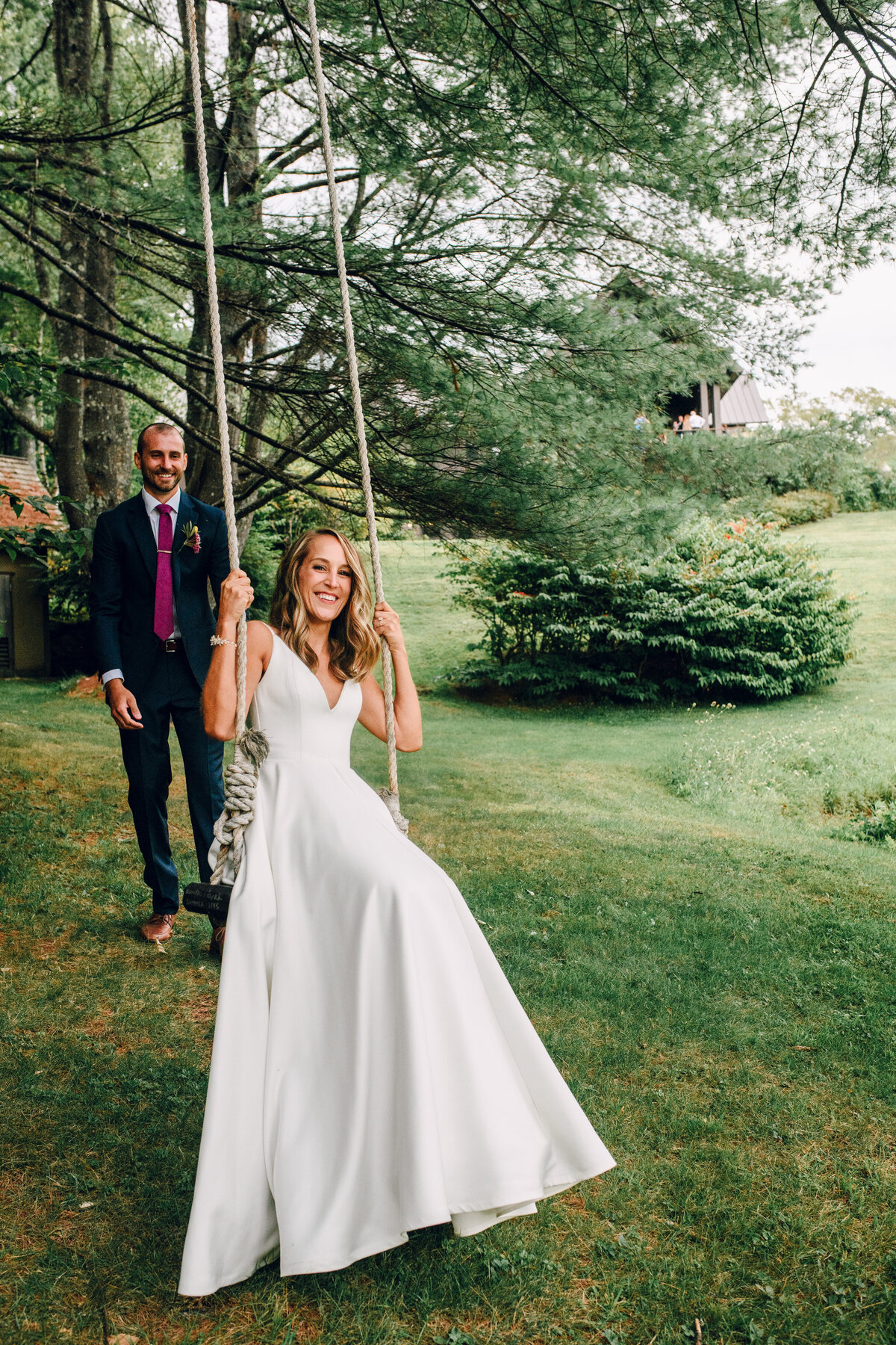 bride-groom-elopement-swing