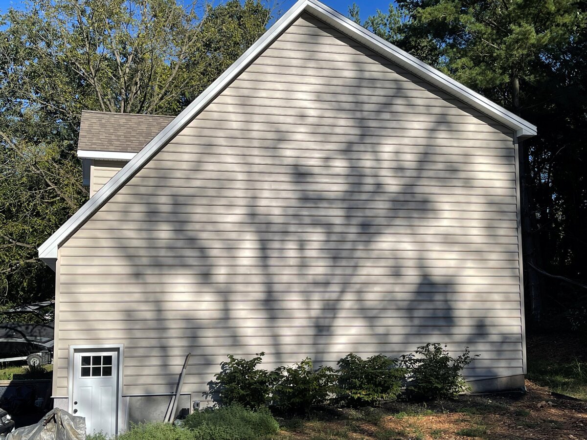 House (2)