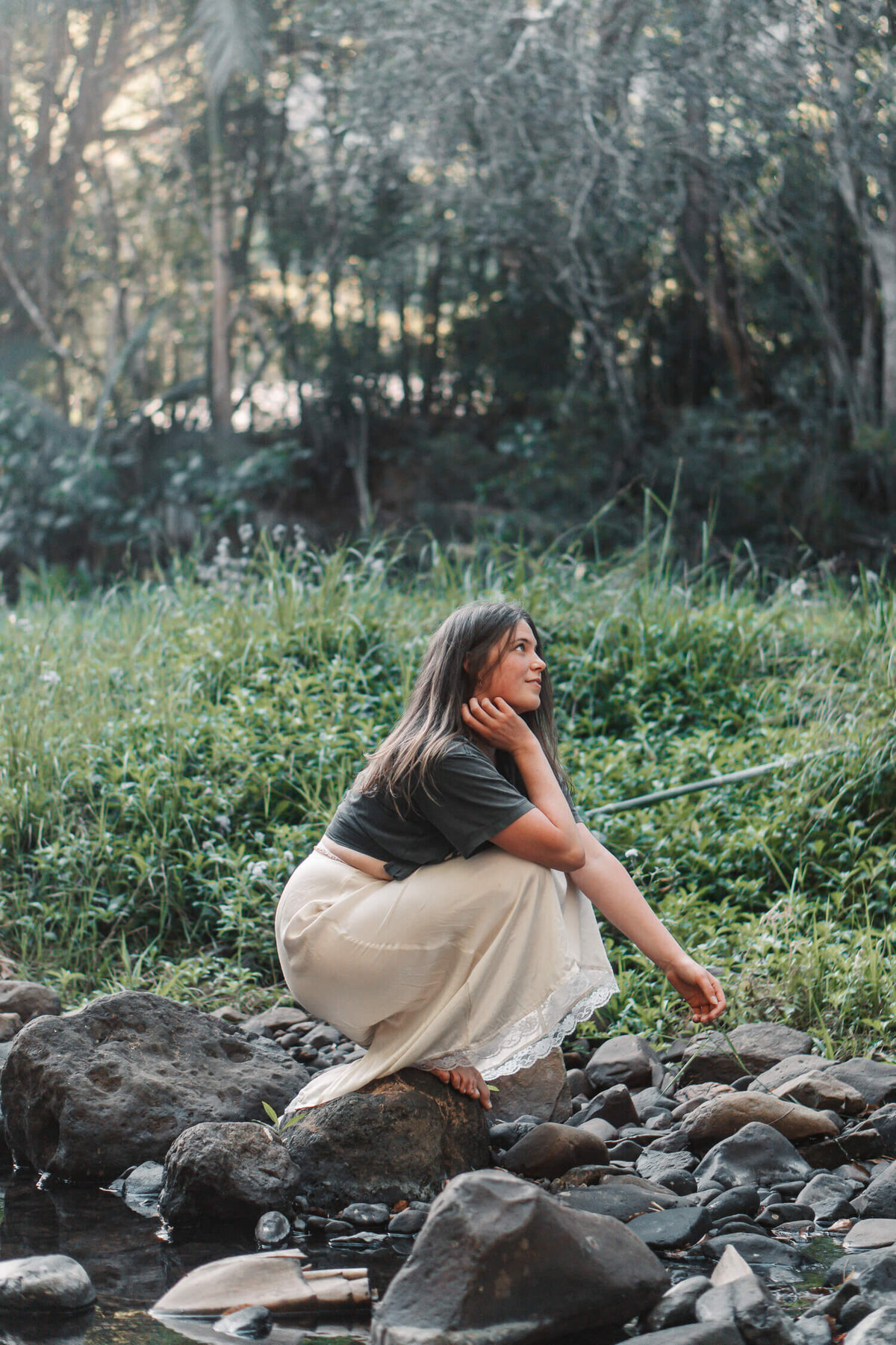41- forest yoga photoshoot eloise yogaroo