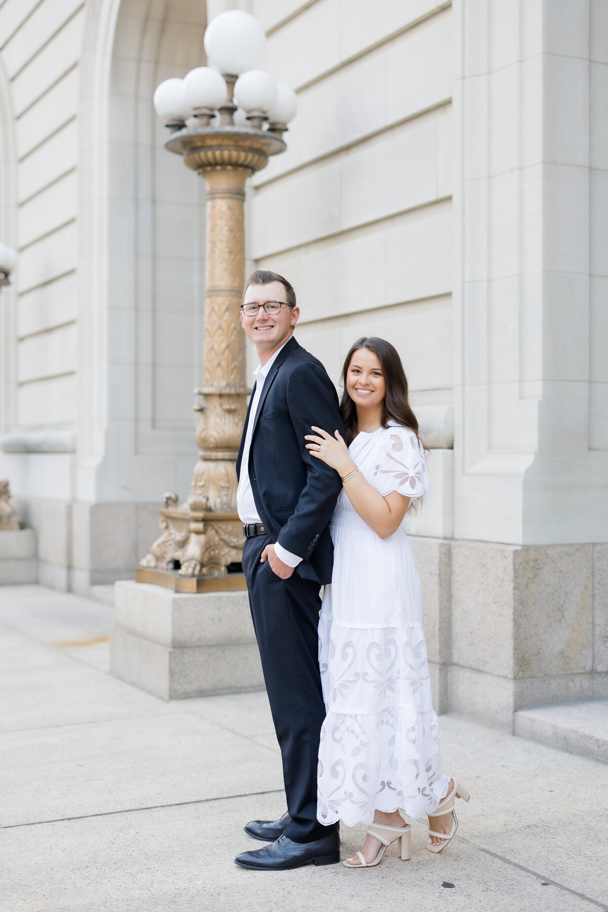 kasia-sickau-photography-cincinnati-wedding-photographer-liz-andrew-engagement-session-over-the-rhine198