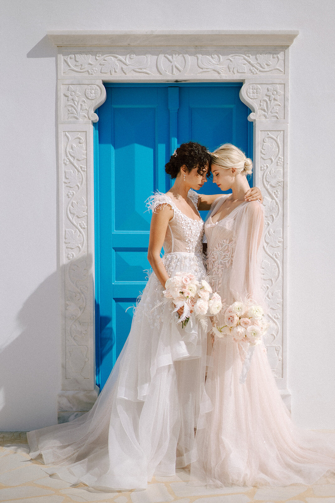 Mykonos bridal elopement - greek cyclades - Veronique lorre destination florist2