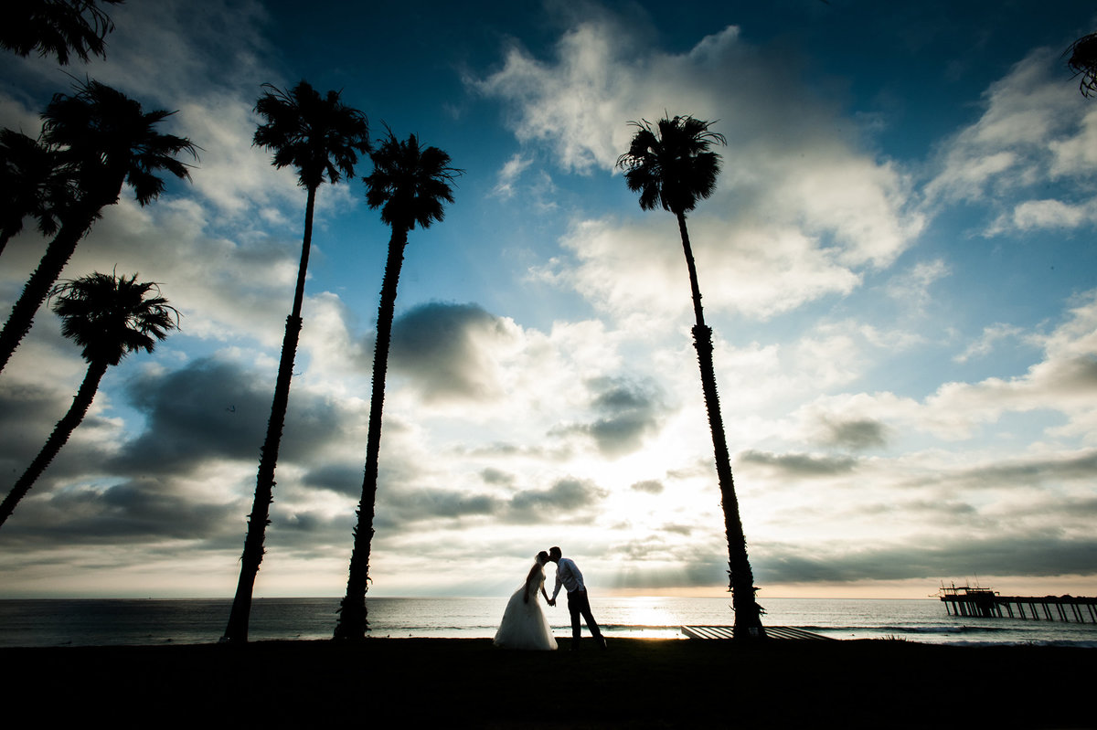 0552 photojournalistic wedding photo San Diego CA