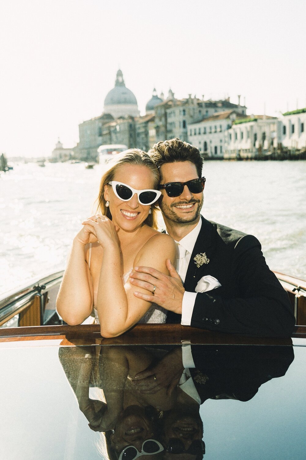 venice-elopement-photographer-editorial-film-35mm-wedding-fashion_0149