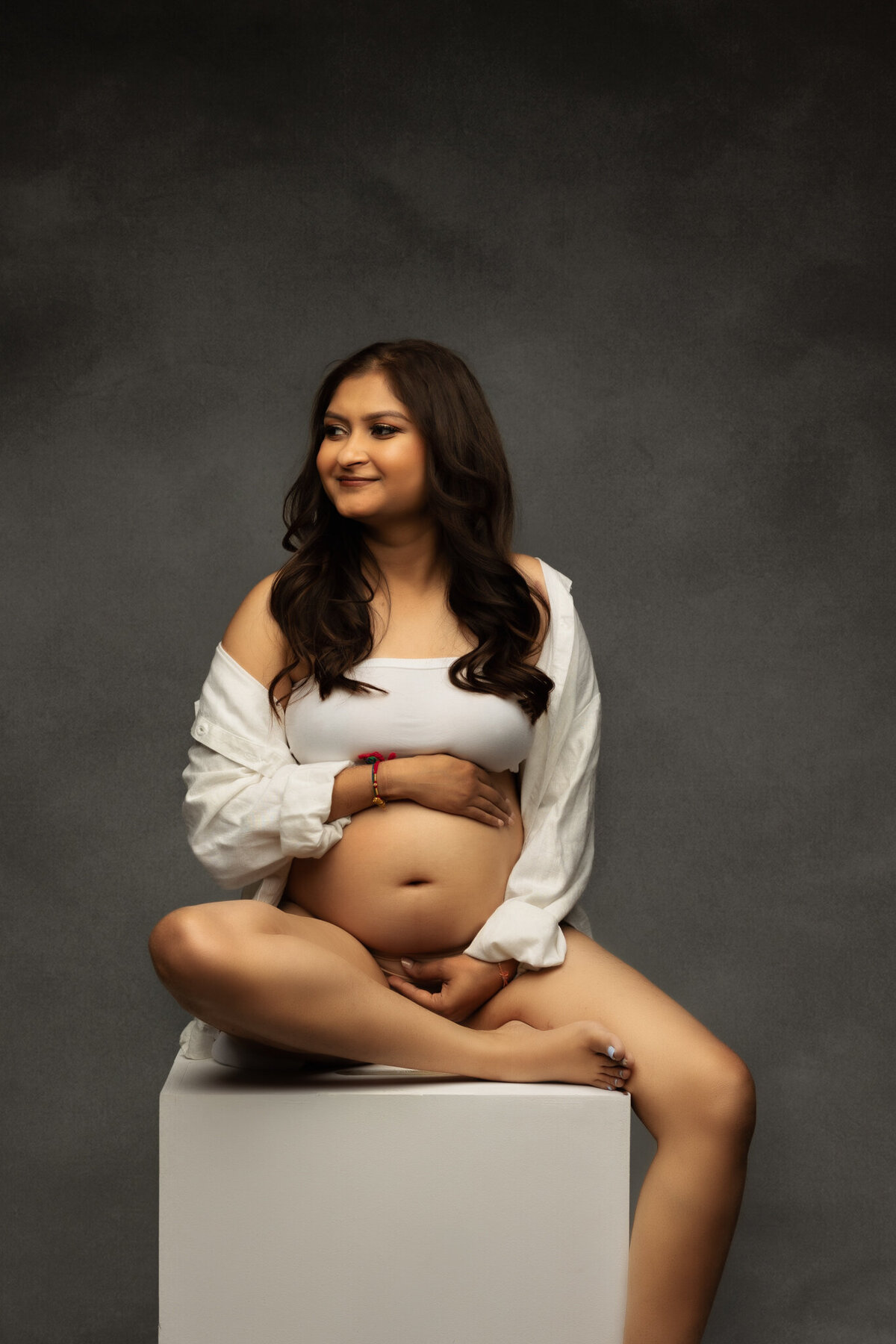NW Arkansas maternity photoshoot, Fayetteville AR maternity photography, maternity portraits near me
