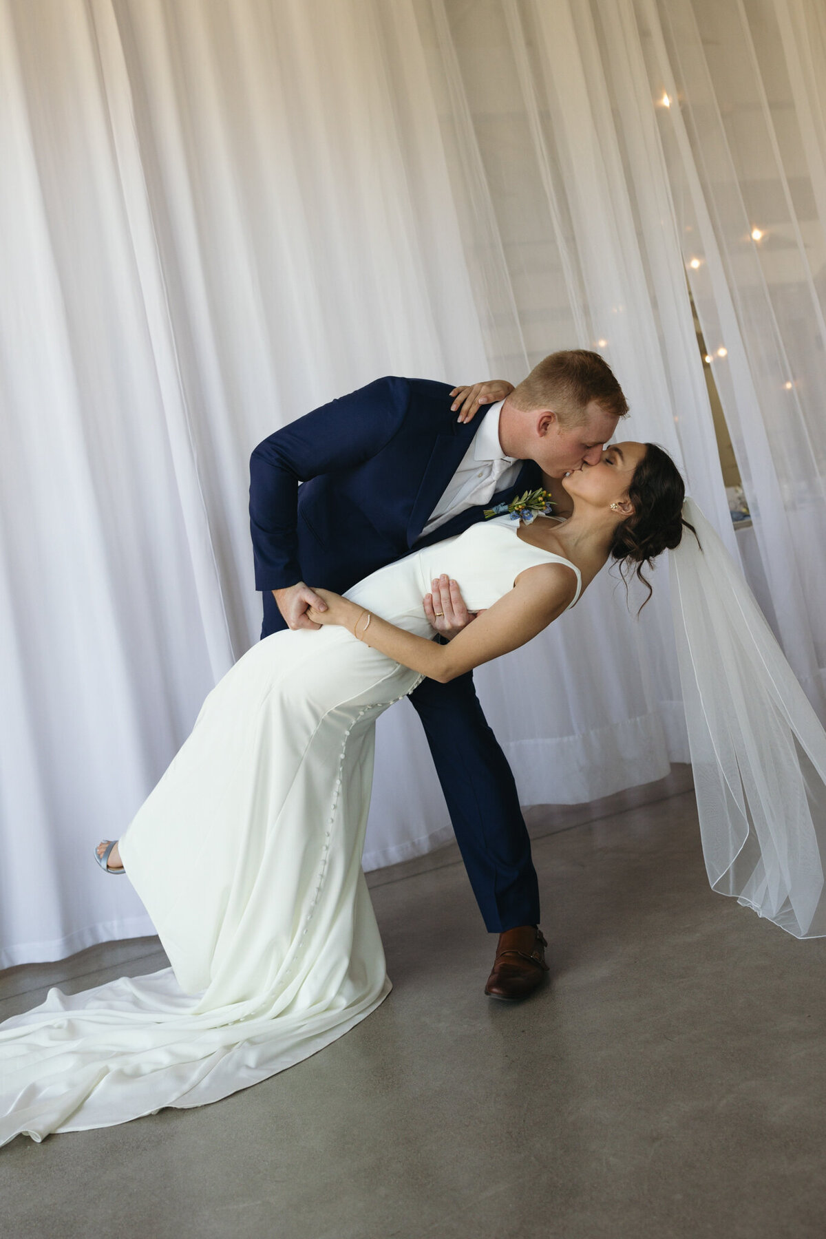 The Atrium by Blue Haven Wedding Venue Sioux Falls, Sioux Falls Wedding Photographer, RCC Photography, Luxury Wedding Photographer-46