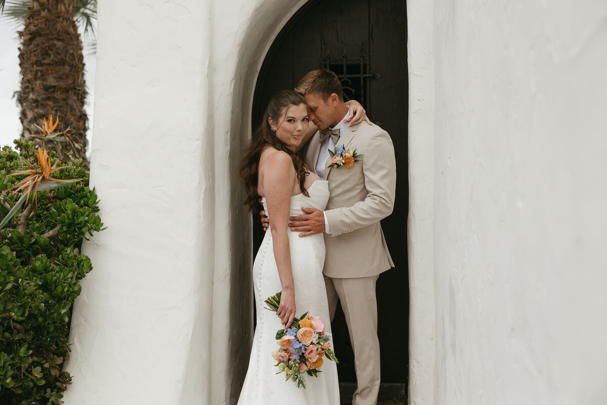 pretty-palm-leaf-event-co-rebekan-and-ben-wedding-ole-hanson-27