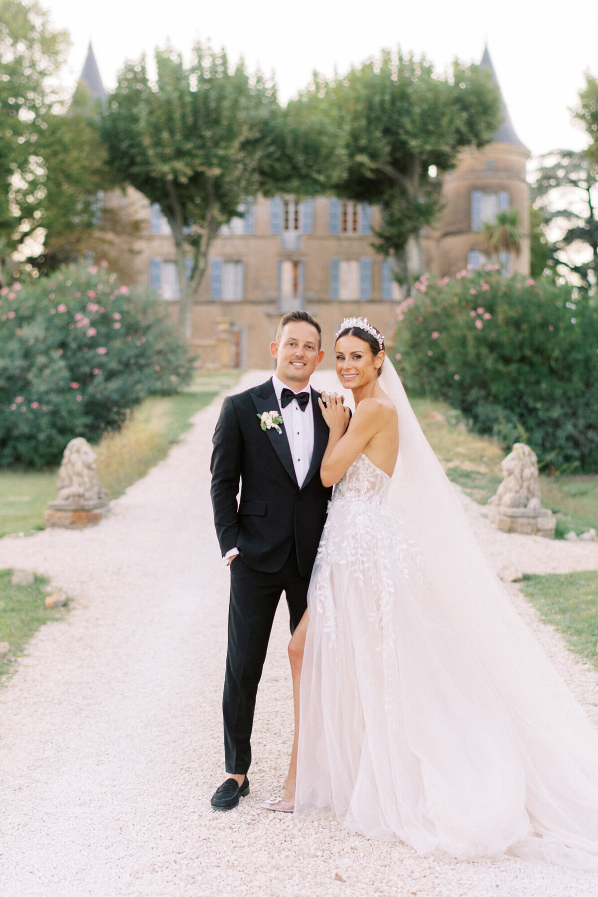Maïlys Fortune Photography Husband Wife Wedding Weddings Photography France Switzerland Italy Timeless Dreamy Imagery Bilingual French English Destination Weddings Destination Wedding Provence French Riviera Paris Lake Como Tuscany119