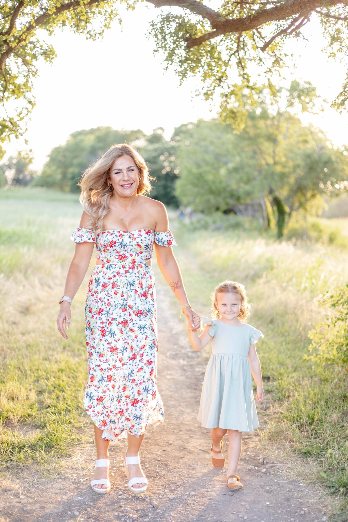 McKinney-TX-Spring-Mini-Session-Magnolia-and-Grace-Photography-Co-LindseyF# (1)-63