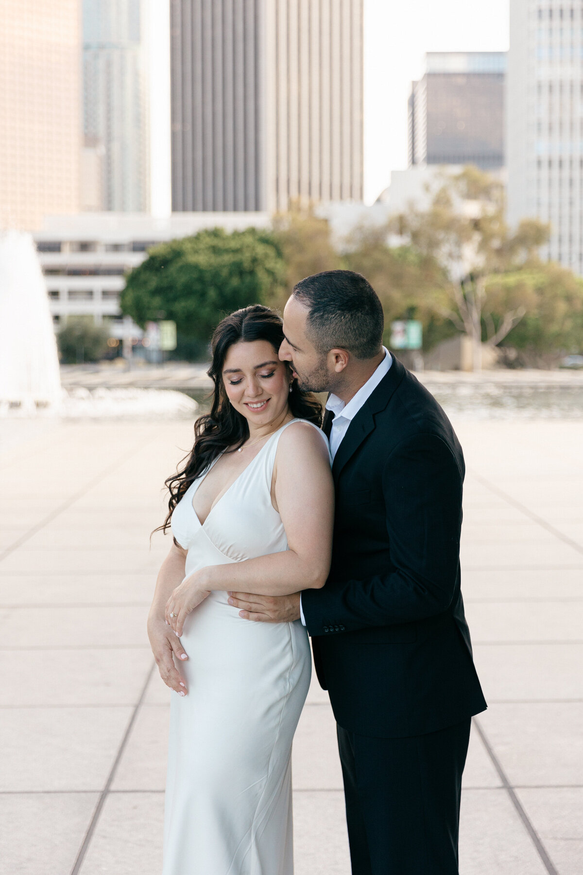 dowtown-los-angeles-Engagement-photos-12-adrian-mayra