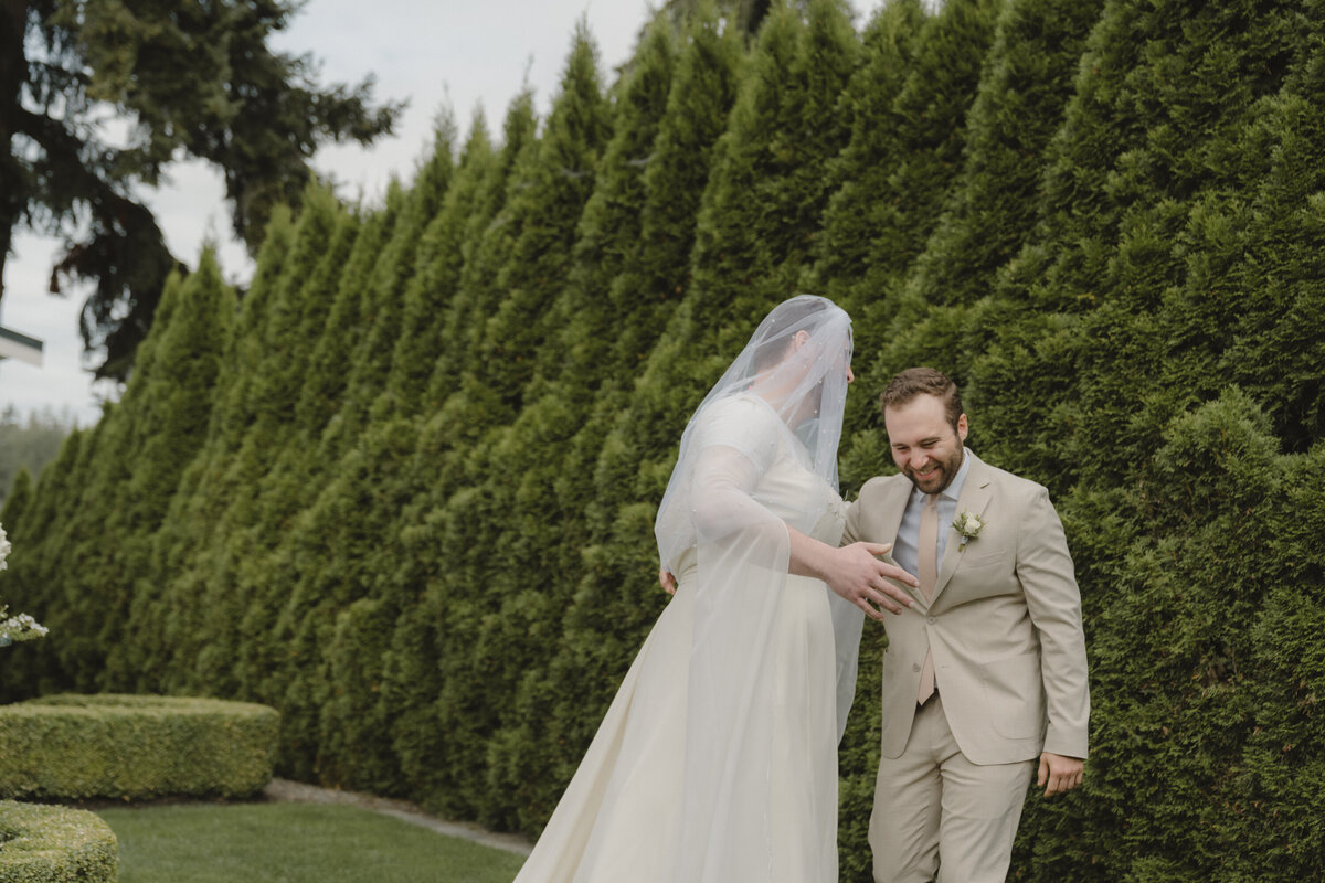 Stephanie-Chase-Wedding-at-the-Lake-Tapps-Bonney-Lake-Seattle-Amy-Law-Photography-52