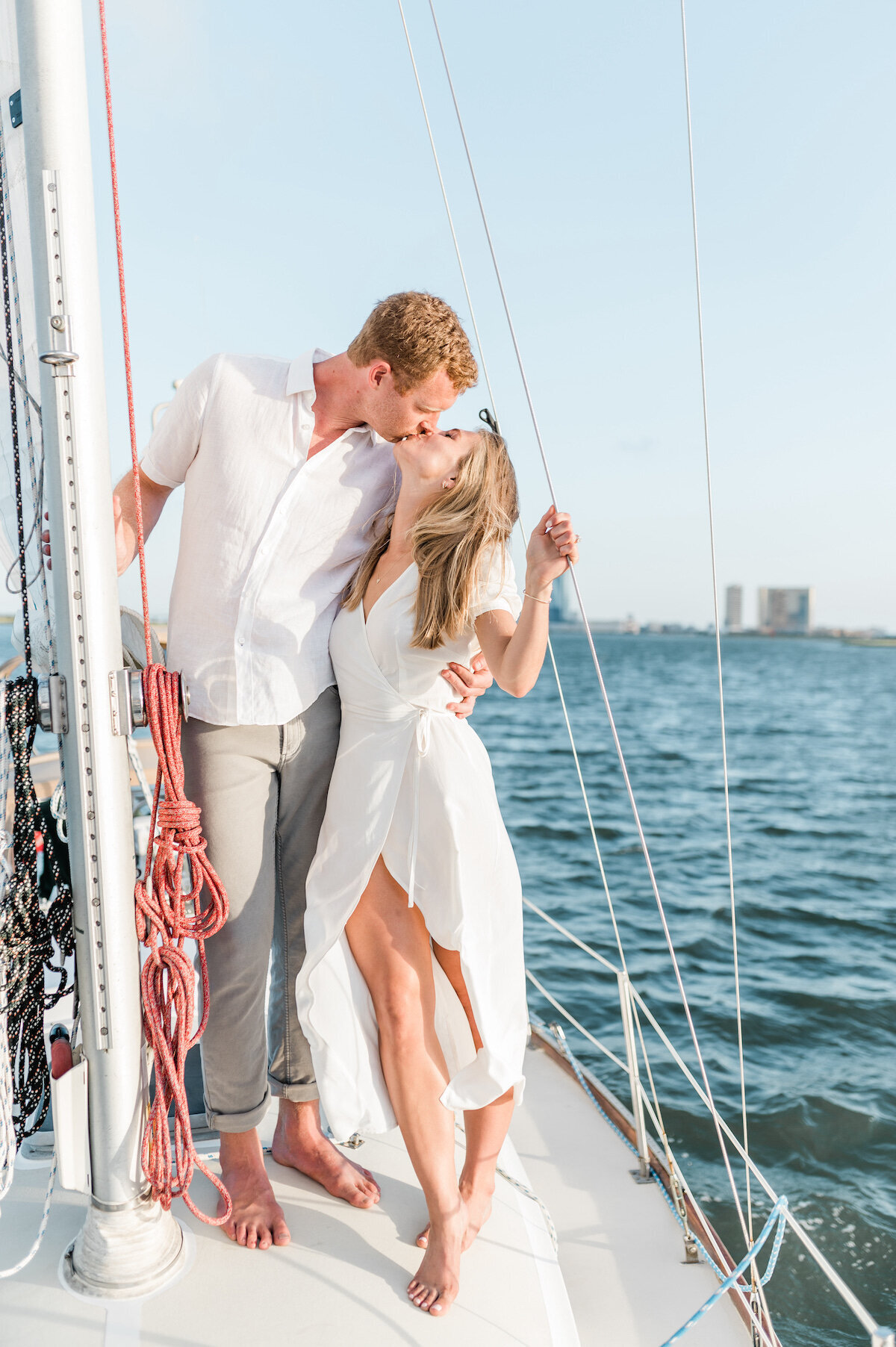 Experience the world through the lens of love with our destination luxury engagement photography. Our editorial aesthetic elevates your connection, crafting images that showcase both your relationship and the stunning landscapes.