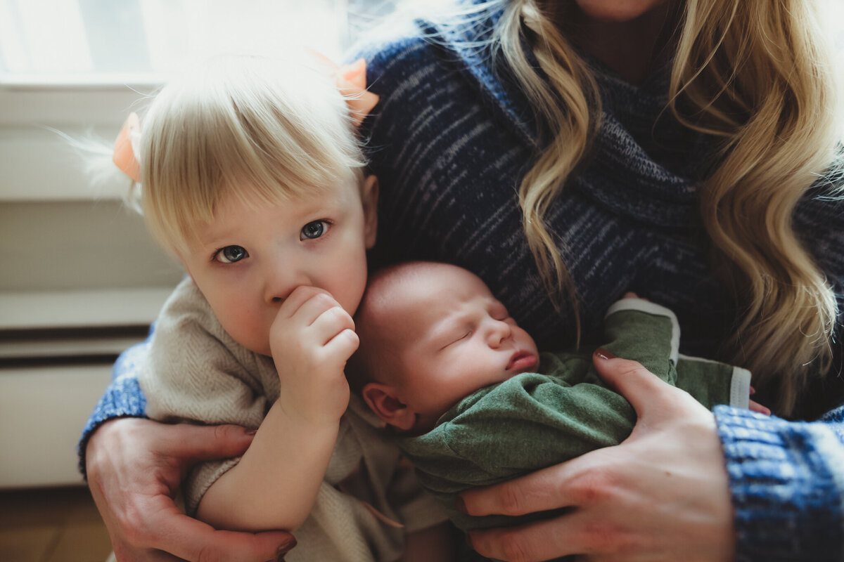 Lindsay-wilson-photography-in-home-newborn-13