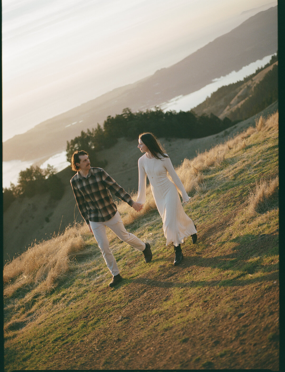 Emma+Brian-Mt-Tam-Engagement-Session-235