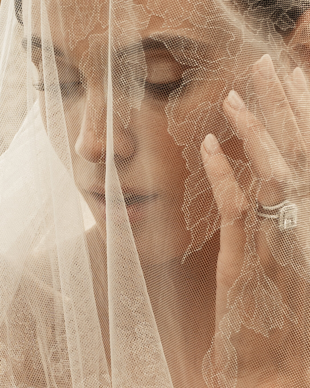 jane-rhyan-the-collection-veil