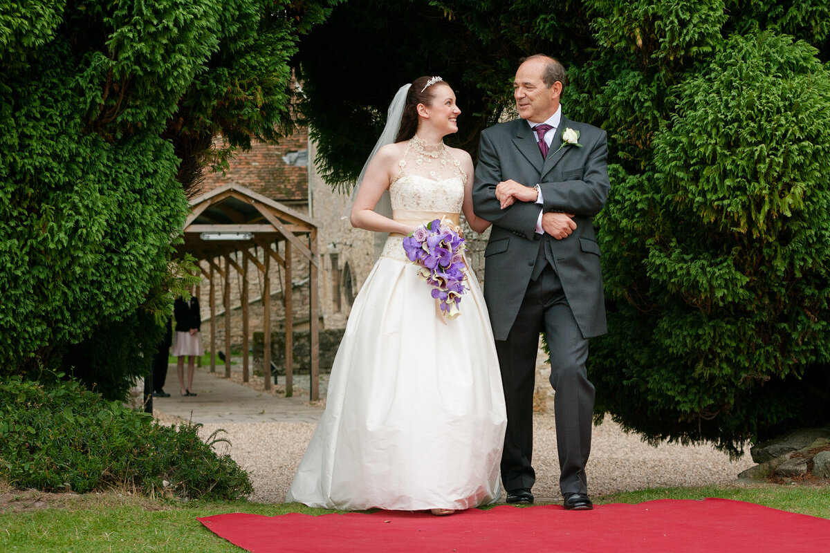 Notley-Abbey-wedding-photography-1064