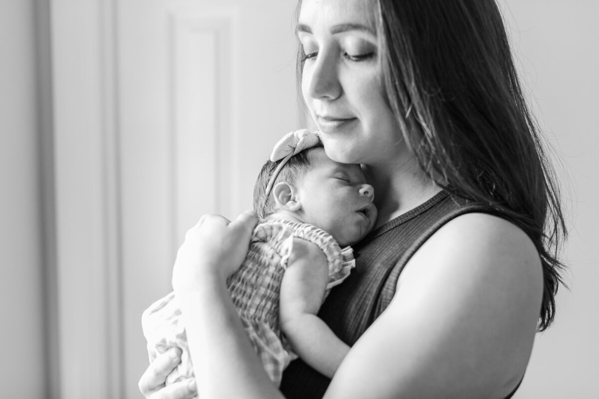 piper-newborn-2023-family-66