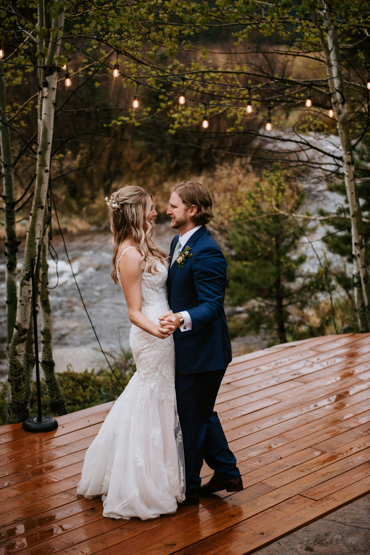 Sara + Lucas Sneak Peeks-64
