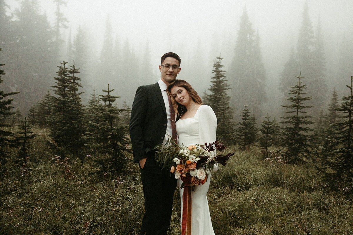 MtRainierSmallWedding-DallinHazard-34