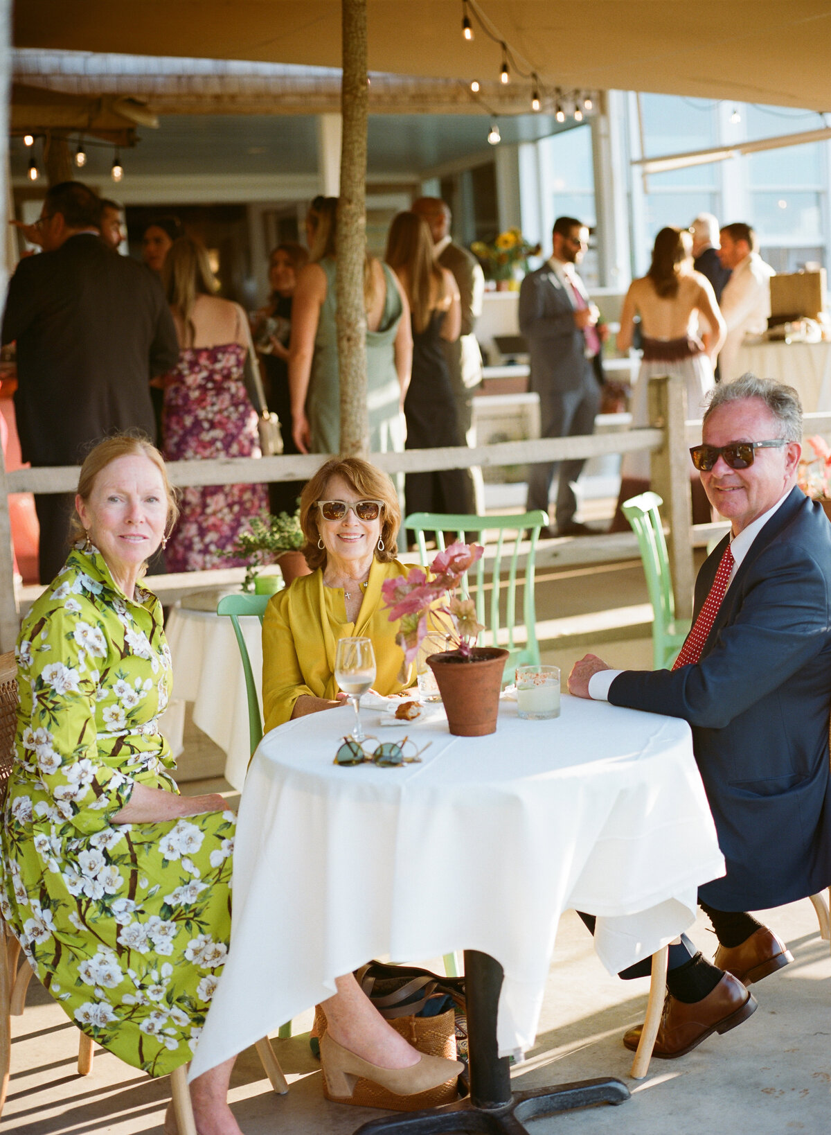 Marthas-vineyard-wedding-planner-kg-events-design-luxury-destination-weddings-private-events-corporate-events-aquinnah-ma-event-designer-outermost-inn-outdoor-tented-wedding-reception-black-frame-tent-30