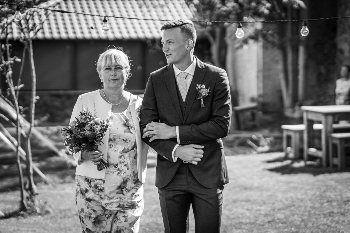 Svatebni_fotografka_Nova_Ves_pod_Plesi_Statek_u_Kaplicky_Karolina_Ticha40