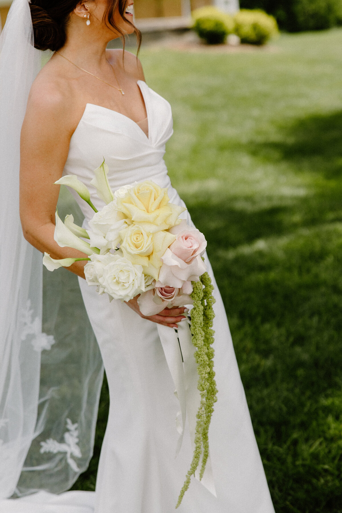 The Ivory Barn_ Huntersville_ NC wedding photos alexisbedenbaughphotography-31